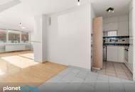 Lichtdurchflutete Dachgeschosswohnung mit traumhaftem Weitblick