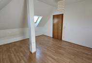 ERSTBEZUG NACH SANIERUNG! Geförderte 2 Zimmerwohnung in Zentrumsnähe