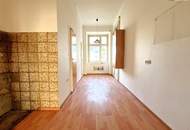 Balkon kommt! – Diese 2-Zimmer-Rarität hat alles: Charme, Licht &amp; Potenzial!