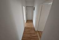 Gleich einziehen- Sonnendurchflutete, charmante Dachgeschoss Wohnung