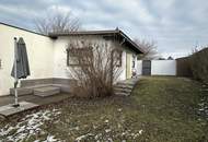 UFERPARZELLE mit privatem Badesteg und Badehäuschen am Neufelder See – beim Yachtclub auf Pachtgrund zu verkaufen