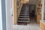 Gepflegtes Ein- Zweifamilienhaus in guter Lage