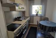 Hochwertig renovierte 2‑Zimmer Wohnung mit Balkon