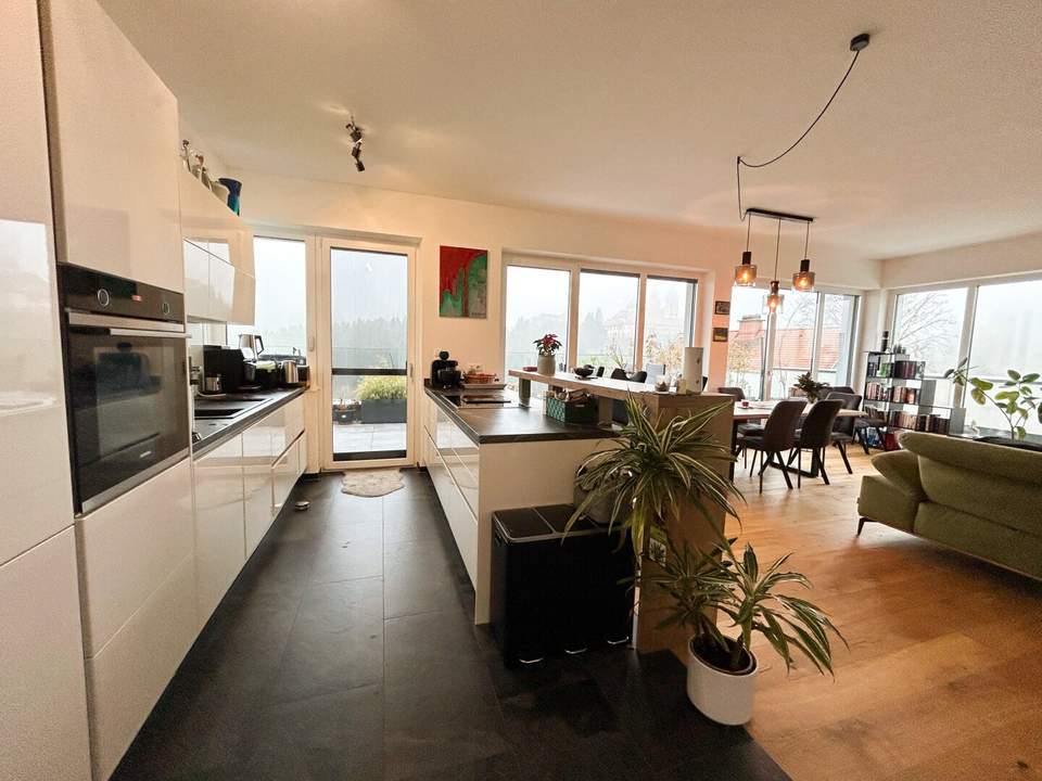 SCHÖNER WOHNEN - PENTHAUSWOHNUNG MIT TOP AUSSICHT!