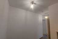 2 Zimmer Balkon, Garage und TG-Stellplatz