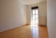 TOP Anlegerwohnung in Grazer Bestlage - Sorgenfrei investieren! Entdecken Sie diese moderne, vermietete 47 m² Stadtwohnung mit traumhaftem Balkon und Ausblick! Jetzt anfragen und die perfekte Anlage für Ihre Zukunft sichern!