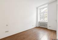 TOP STARTERWOHNUNG - 2 ZIMMER ALTBAUWOHNUNG MIT HOHEN RÄUMEN - SOFORT BEZIEHBAR - NÄHE HANNOVERMARKT UND U6