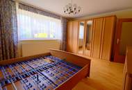 Gepflegtes Einfamilienhaus auf großzügigen Grund