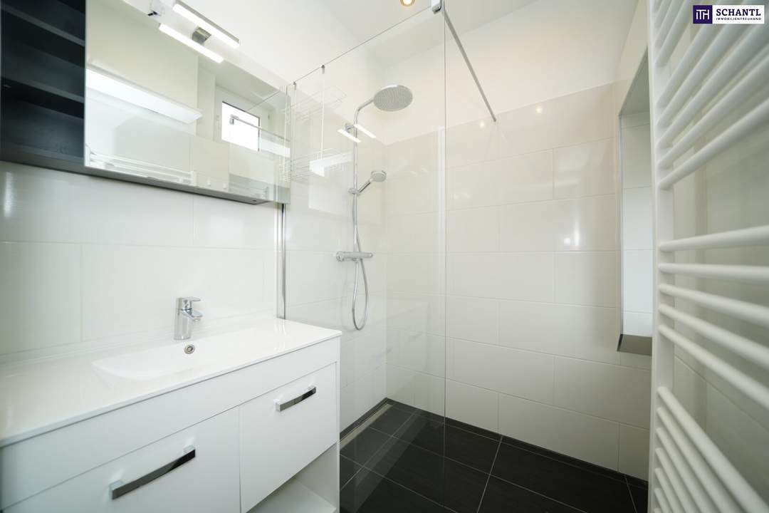 VOLLSANIERT &amp; ZUM WOHLFÜHLEN! Hochwertig sanierte Altbauwohnung mit Charme, Raum &amp; Qualität