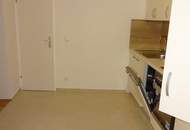 ZWEI-ZIMMER-ALTBAUWOHNUNG!! *ERSTBEZUG*