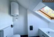 | SCHÖNE KLEINWOHNUNG | CA. 35m² | MIT BLICK INS GRÜNE | 4.OG. | DACHGESCHOSS