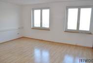 2.500m² Lagerhalle mit Rampen &amp; 250m² Büro