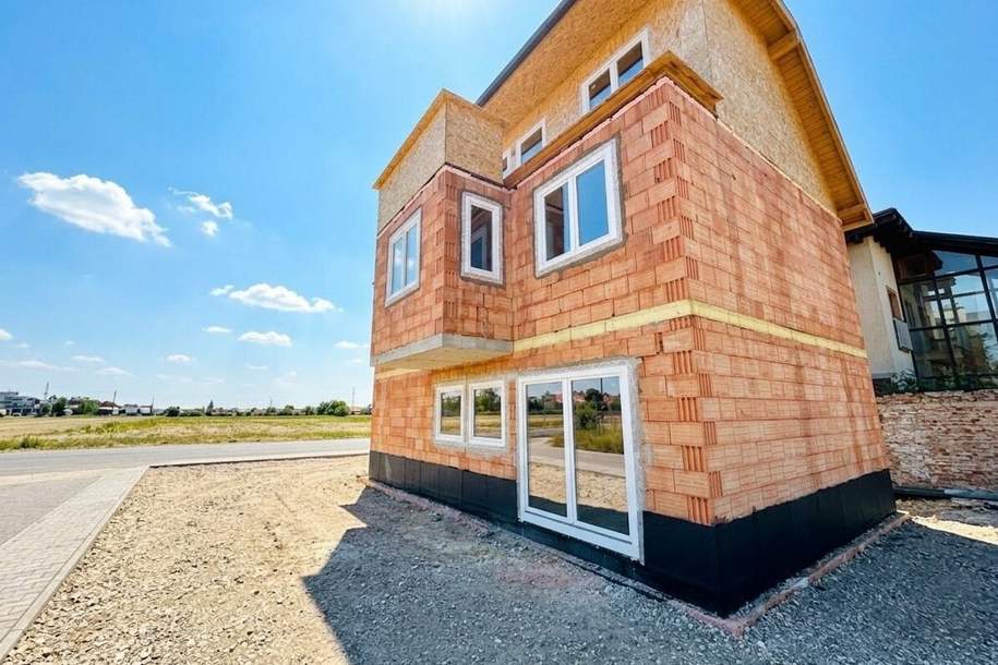 ERSTBEZUG | VOLLUNTERKELLERT | DACHTERRASSE | LUFTWÄRMEPUMPE | KAMIN, Haus-kauf, 699.000,€, 1220 Wien 22., Donaustadt