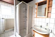 Liebevoll saniertes Einfamilienhaus in Ruhelage m. Doppelgarage - wartet auf Ihren Einzug