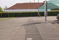 Parkplatz / Lagerfläche