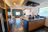 2 exquisite Wohnungen (172 m² + 118 m²) unter einem Dach - mit Terrassen, Gartenareal, Pool &amp; Poolhaus - Neuzeug