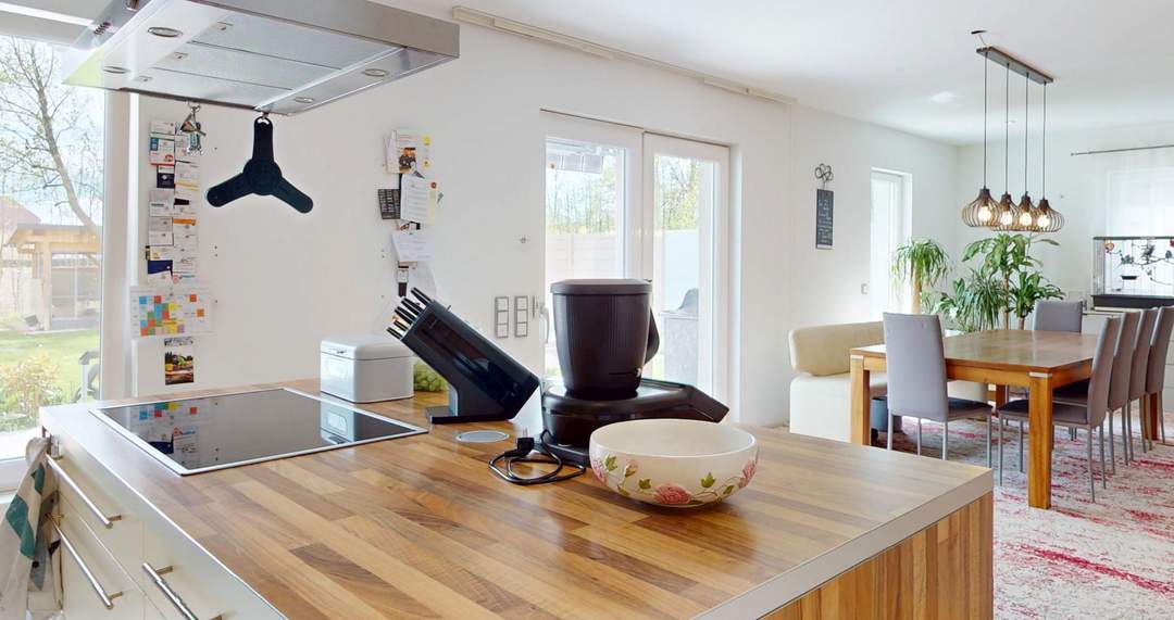 Wunderschönes Haus in Krenglbach - mit Pool und in Grünlage!