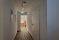 Grosszügiges Büro nahe Regierungsviertel inkl. Parkplätze