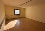 ca. 200 m² große Büroräumlichkeiten günstig zu vermieten