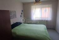 Einfamilienhaus in Eichberg: 4 Zimmer, Garten, Balkon &amp; 2 Garagen!