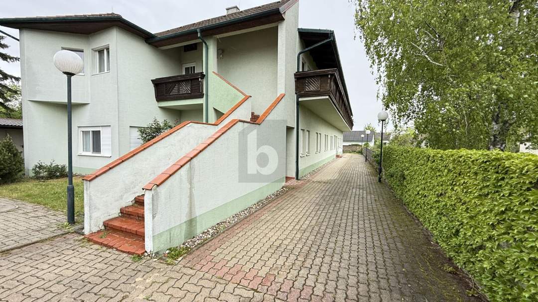WO RUHE WOHNT: IHR RÜCKZUGSORT FERN DER HEKTIK MIT SÜD BALKON