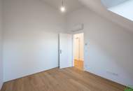 Luxus mit Weitblick: 4 Zimmer Dachterrassenwohnung in Villa Auhof