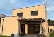 Neuwertiges Wohnhaus in ruhiger Lage