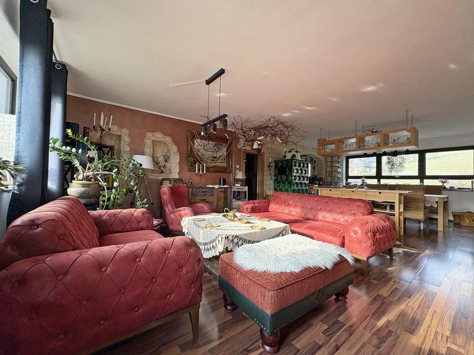 Charmante 4-Zimmerwohnung mit großem Eigengarten!