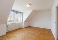 Vier Zimmer im 4. Stock, vier Minuten von der U4. Hofseitige lichtdurchflutete Neubau Dachgeschosswohnung