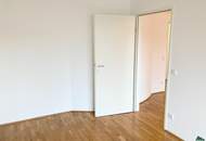 Helle 2-Zimmer-Wohnung mit Loggia