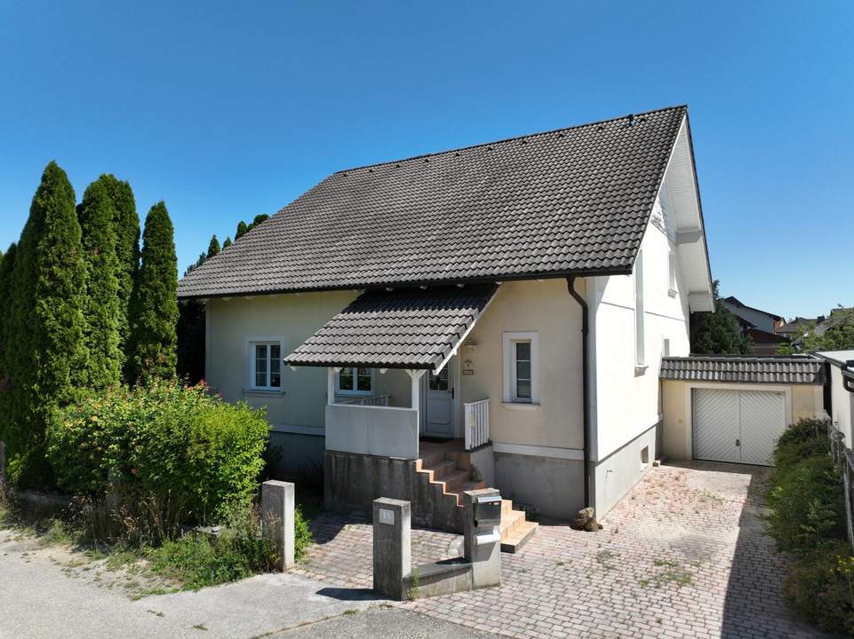 Wohnhaus in Siedlungsrandlage
