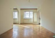 Stadtnah wohnen, individuell gestalten: 3-Zimmer-Sanierungsobjekt mit Südloggia
