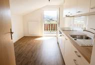 Schöne 2-Zimmer-Dachgeschosswohnung mit Süd-Balkon und See-Fernblick!