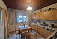 LIEBEVOLLES STADTHAUS MIT HERRLICHEM, RUHIGEN GARTEN SAMT LAUBE UND BESTER INFRASTRUKTUR DER STADT STOCKERAU