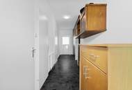 "Ein-/Zweifamilienhaus in ruhiger Lage – mit Sauna &amp; Kachelofen!"
