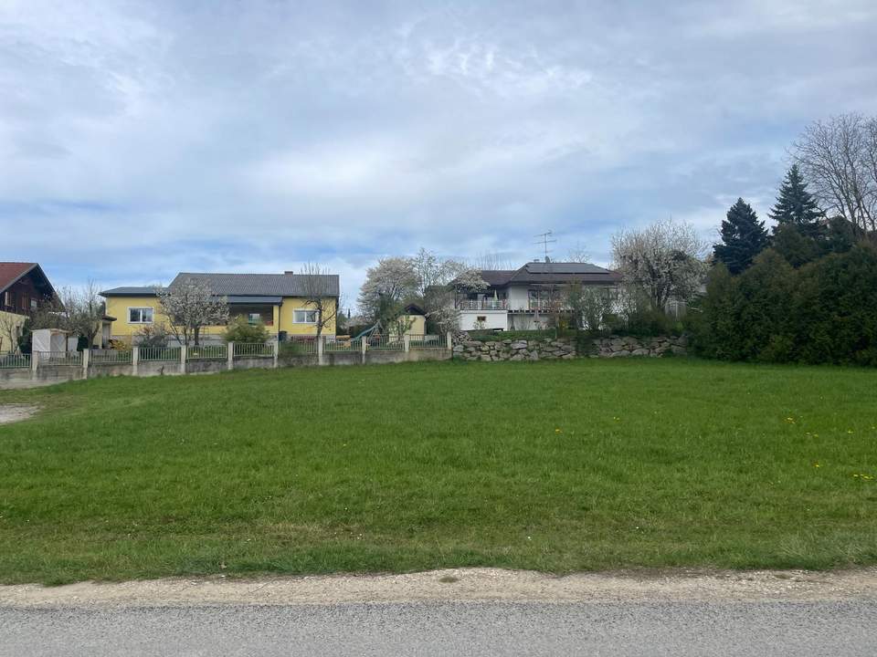 Sonniges Baugrundstück nahe Zentrum ohne Bauzwang