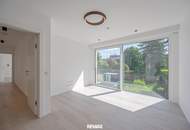 Exklusive Garten-Residenz mit Pool & Au-Pair-Suite