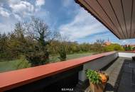 Sonniges Apartment mit Penthousecharakter inkl. Küche, Wintergarten, Terrasse und TG-Stellplatz!