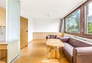 Ihr Traum vom Haus mit Pool: Zweistöckiges Reihenhaus in ruhiger und gut angebundener Lage