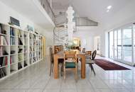 Repräsentative Villa mit Pool und Wellnessbereich in sonniger Waldrandruhelage