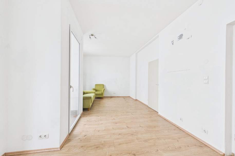 LINZ/STADT: Sanierungsbedürftige Büro-Ordinations-Kanzlei-Praxisfläche (ehem. Arztraxis in einem Hofstöckl), Gewerbeobjekt-kauf, 139.000,€, 4020 Linz(Stadt)