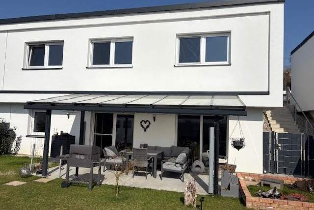"Wohnen auf 2 Ebenen", Haus-kauf, 450.000,€, 3470 Tulln