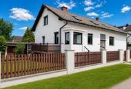"StoP: FriscH SanierteS ZuhausE & SonnigeM GarteN in WEIGELSDORF!"