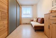 Gepflegte, voll möblierte Wohnung mit Garage, Lift &amp; verglaster Loggia in Enns