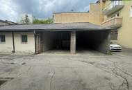 Renovierungsbedürftiges Einfamilienhaus im Zentrum von Knittelfeld mit Carports und Doppelgarage