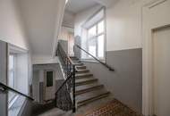 **Hannovermarkt** Renovation Opportunity: 3-Room Period Apartment with Airbnb Potential