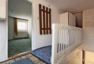 Solides Einfamilienhaus mit idyllischer Ruhe Oase