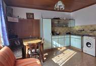 Ein nettes kleines Haus mit großzügigem Grund in sonniger Lage im Ortsteil von Mooslandl!