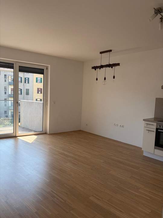 Herrliche 2 Zimmer Wohnung am Grazer Dietrichsteinplatz inkl. Tiefgaragenplatz