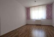Helle 4 Zimmerwohnung mit Balkon